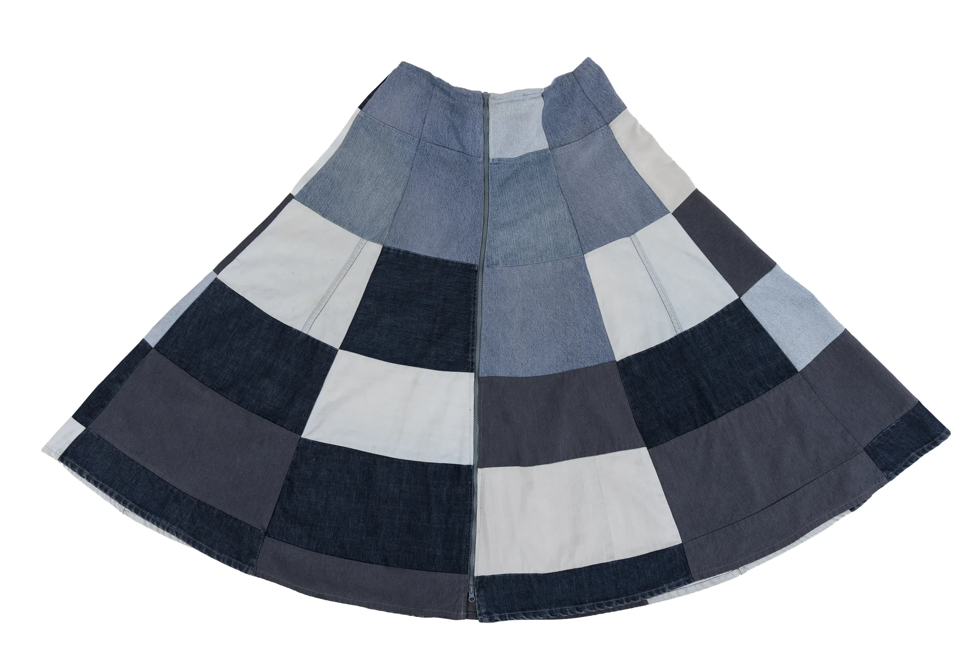 falda puzle larga denim sostenible reciclaje upcicling unisex piezas unicas (2) falda puzle larga denim sostenible reciclaje upcicling unisex piezas unicas (2)